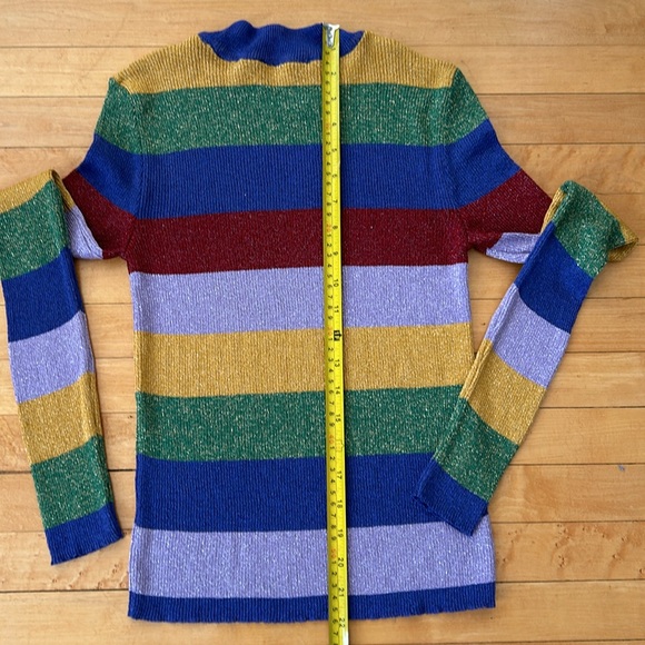 Zara knit long sleeve light weight long sleeve sweater - Picture 4 of 5